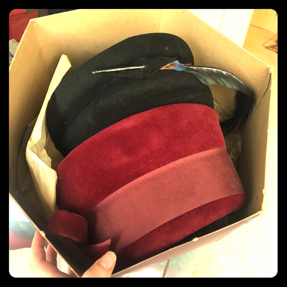 Vintage hats X2